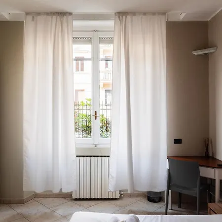 Youhosty - Secret Garden * Milan