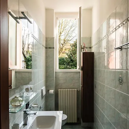 Youhosty - Secret Garden Milan