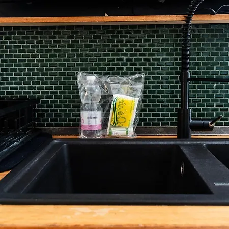 Youhosty - Secret Garden